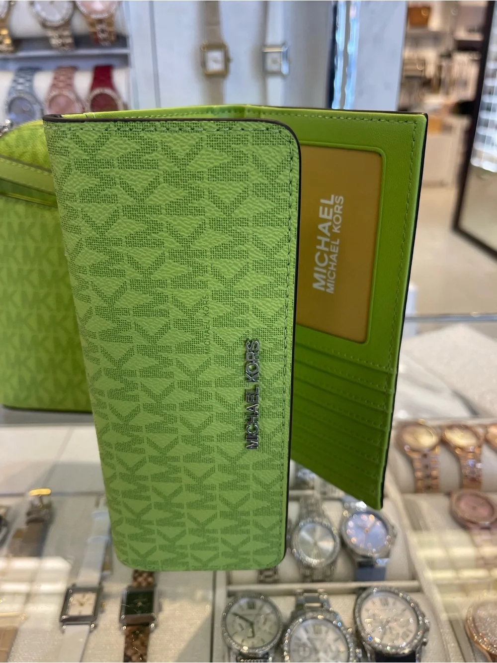 Michael KORS Jet Set Large Signature Logo Tri-Fold Wallet Trifold Lime NWT